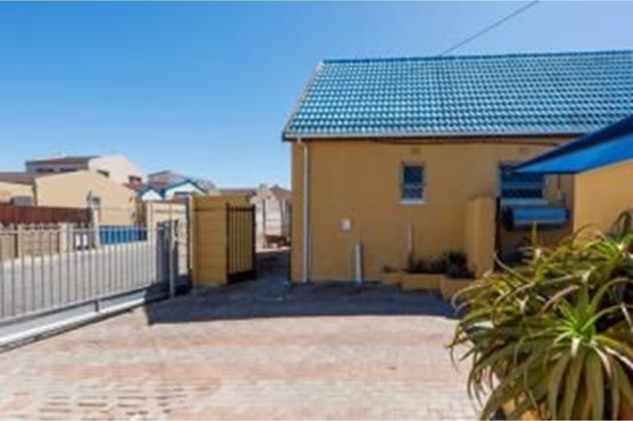 5 Bedroom Property for Sale in Strandfontein Western Cape